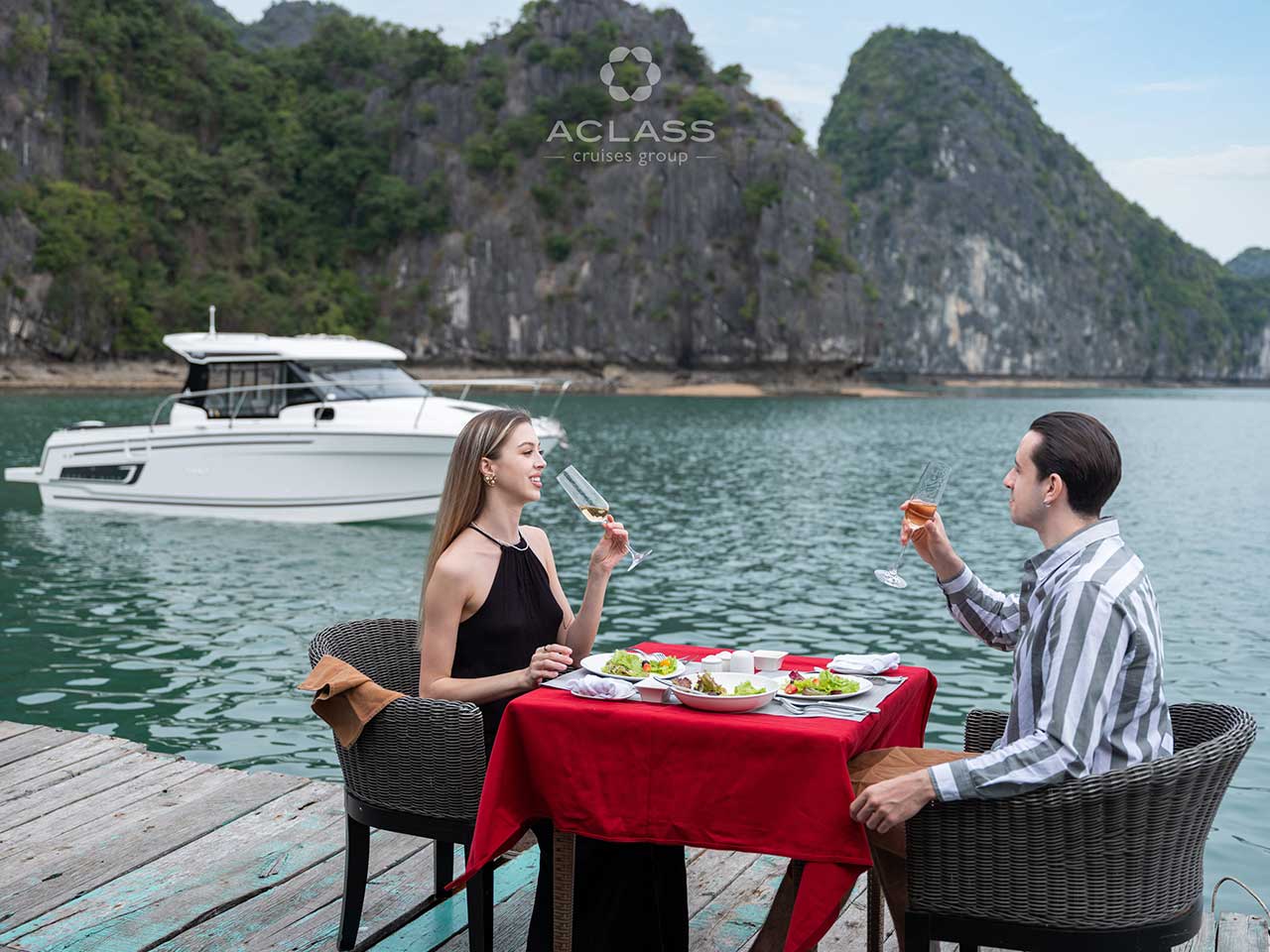 Option 5: Private transfer 4-day-3-night package by private yacht with an expanded to cover 3 bays and fishing tours.